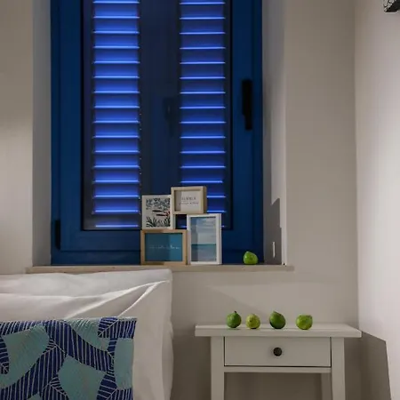 Апартаменти Hvar Old Dalmatian House Junior - Deck 2 Хвар